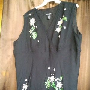 Black Chiffon Womens blouse w/flower accents.